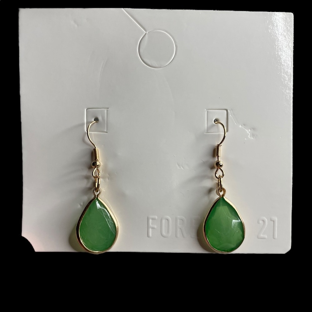 ⭐️Forever 21 Green & Gold Earrings